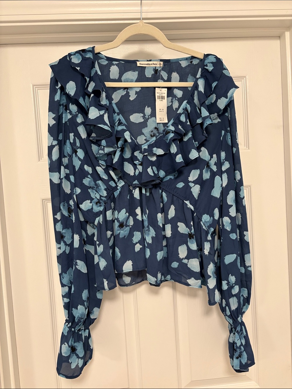 Abercrombie & Fitch Navy and Light Blue Ruffle V-Neck Blouse